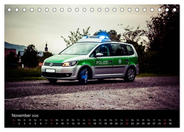 Produktbild: Einsatzfahrzeuge - Bayern (Tischkalender 2026 DIN A5 quer), CALVENDO Monatskalender