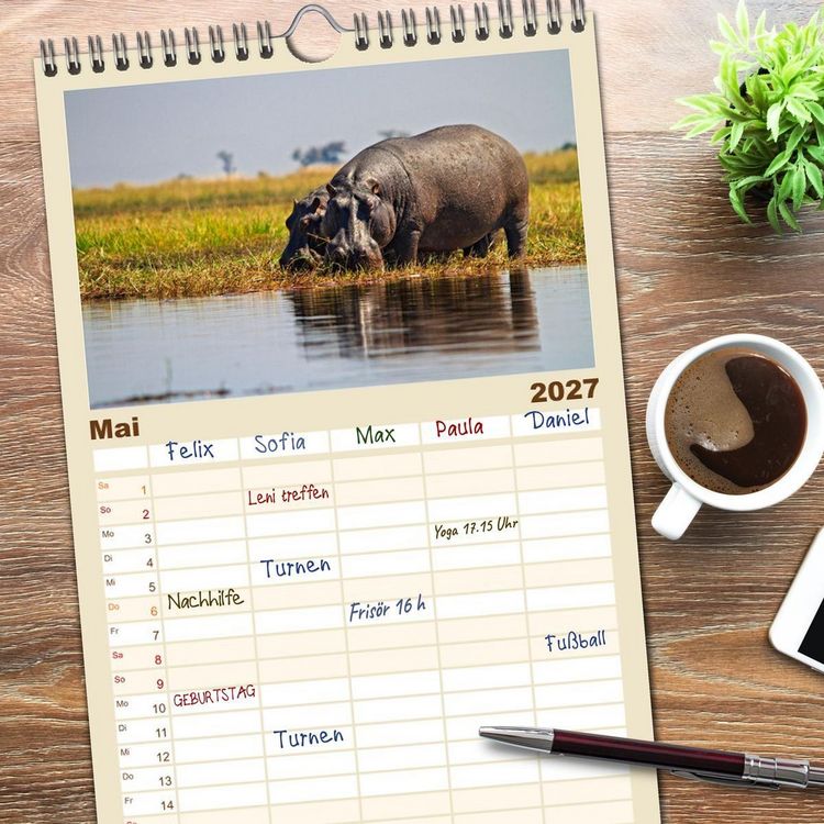 Produktbild: Familienplaner 2027 - Hippos - Gef&auml;hrliche Giganten mit 5 Spalten (Wandkalender, 21 x 45 cm) CALVENDO