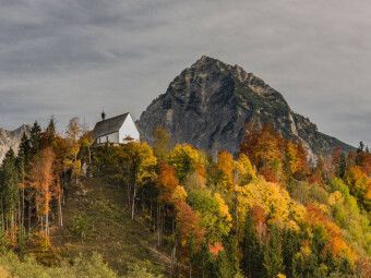 Produktbild: CALVENDO Puzzle Sch&ouml;llanger Burg Kirche | 1000 Teile Lege-Gr&ouml;&szlig;e 64x48cm Foto-Puzzle f&uuml;r gl&uuml;ckliche Stunden