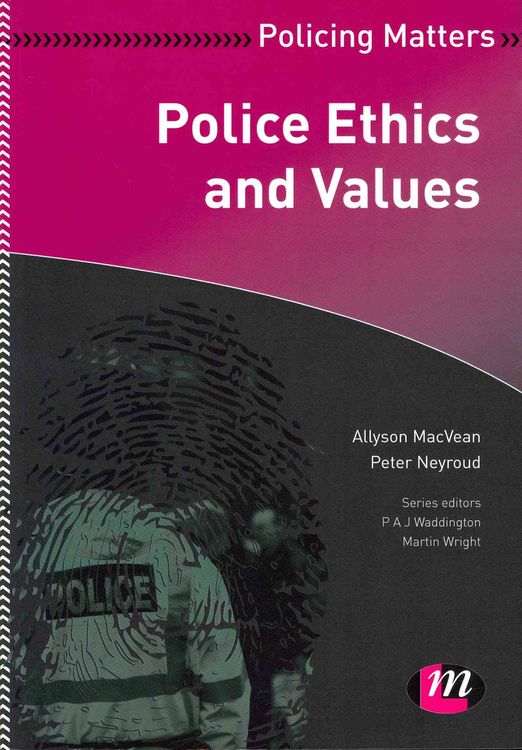 Produktbild: Police Ethics and Values