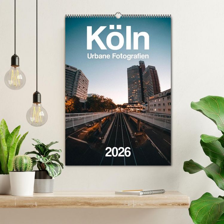 Produktbild: K&ouml;ln &ndash; Urbane Fotografien (Wandkalender 2026 DIN A2 hoch), CALVENDO Monatskalender