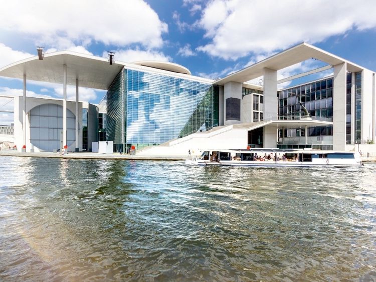 Produktbild: CALVENDO Puzzle Marie-Elisabeth-L&uuml;ders-Haus im Regierungsviertel | 1000 Teile Lege-Gr&ouml;&szlig;e 64 &times; 48 cm Foto-Puzzle f&uuml;r gl&uuml;ckliche Stunden