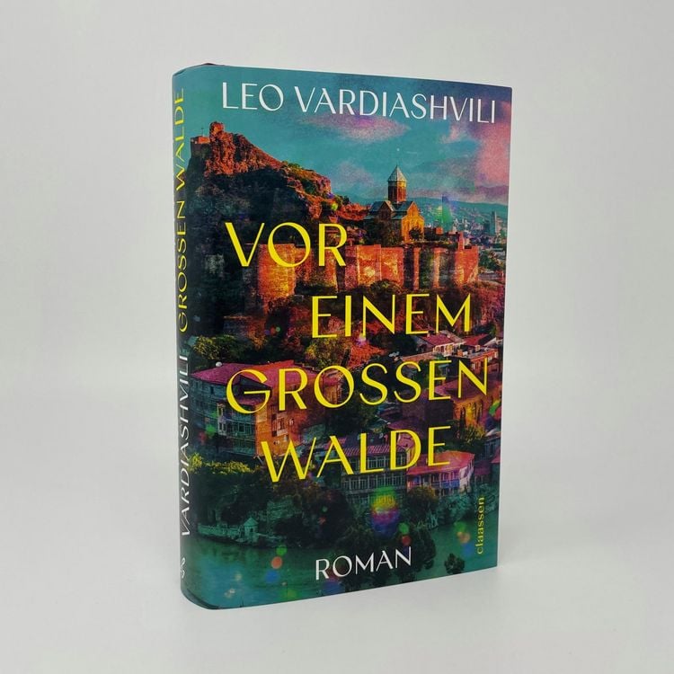 Produktbild: Vor einem gro&szlig;en Walde