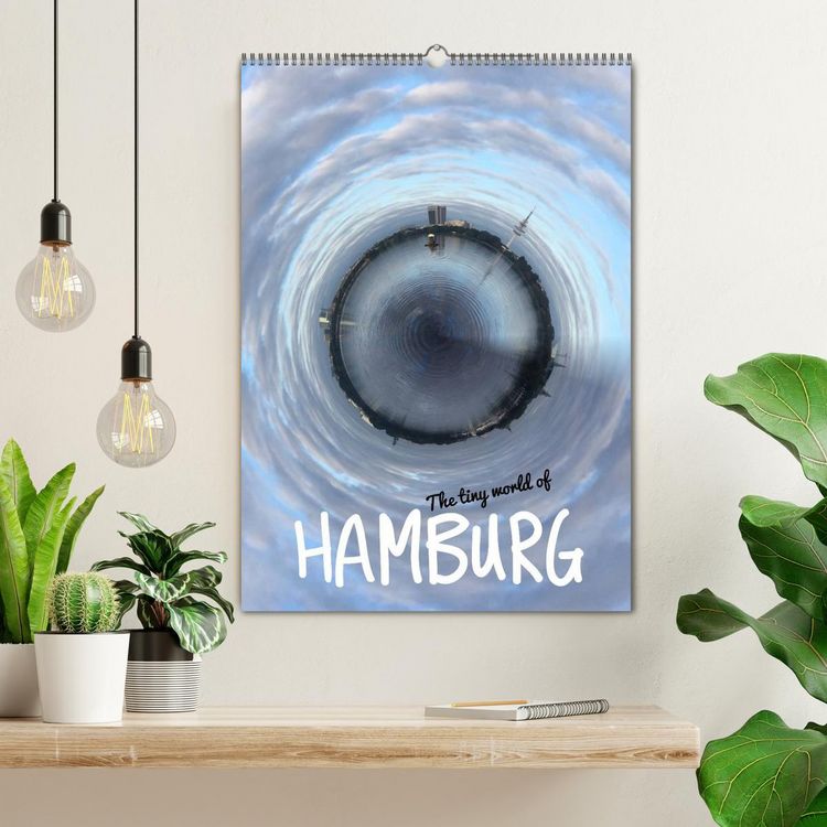 Produktbild: The tiny world of HAMBURG (Wandkalender 2026 DIN A2 hoch), CALVENDO Monatskalender
