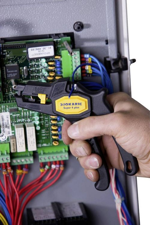 Produktbild: JOKARI Abisolierzange Super 4 Plus Querschnitt 0,2mm&sup2; - 6mm&sup2; AWG24 - AWG10 - 1St&uuml;ck