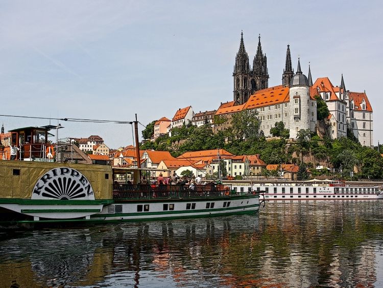 Produktbild: CALVENDO Puzzle Blick &uuml;ber die Elbe auf Mei&szlig;en | 1000 Teile Lege-Gr&ouml;&szlig;e 64x48cm Foto-Puzzle f&uuml;r gl&uuml;ckliche Stunden