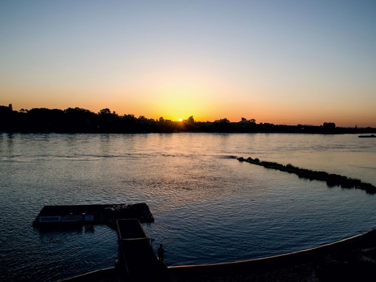 Produktbild: CALVENDO Puzzle Sonnenuntergang im K&ouml;lner S&uuml;den 1000 Teile Puzzle quer | 1000 Teile Lege-Gr&ouml;&szlig;e 64 &times; 48 cm Foto-Puzzle f&uuml;r gl&uuml;ckliche Stunden