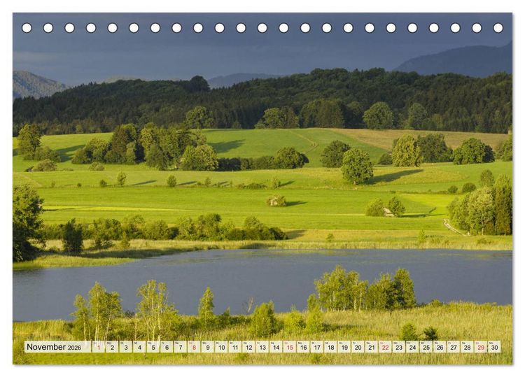 Produktbild: Das Blaue Land - Himmel, Seen und Berge im bayerischen Voralpenland (Tischkalender 2026 DIN A5 quer), CALVENDO Monatskalender