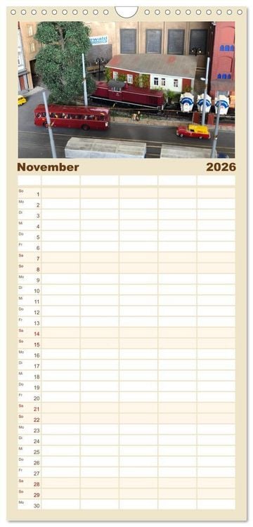 Produktbild: Familienplaner 2026 - Bahn-Nostalgie im Modell mit 5 Spalten (Wandkalender, 21 x 45 cm) CALVENDO