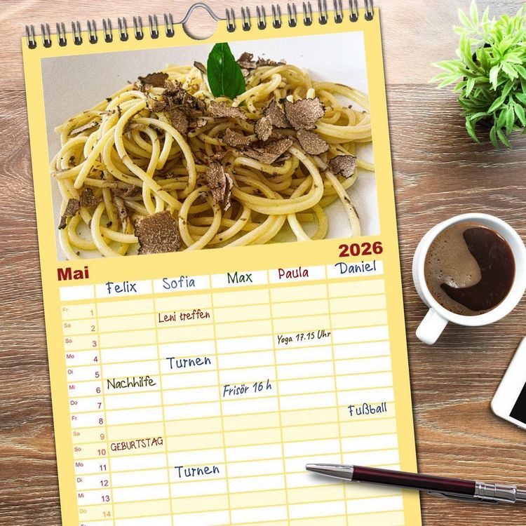 Produktbild: Familienplaner 2026 - Franz&ouml;sische Tr&uuml;ffelwelten mit 5 Spalten (Wandkalender, 21 x 45 cm) CALVENDO