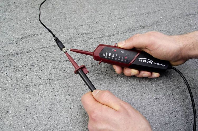 Produktbild: Spannungs-/Durchgangspr&uuml;fer 40 Simple 12-690 V AC/DC