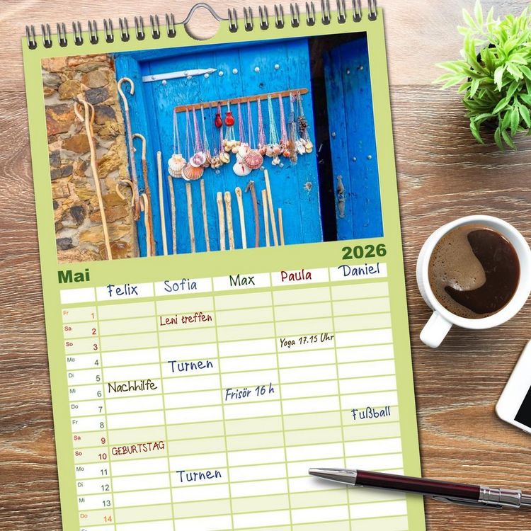 Produktbild: Familienplaner 2026 - Jakobsweg - pilgern auf dem Camino de Santiago mit 5 Spalten (Wandkalender, 21 x 45 cm) CALVENDO