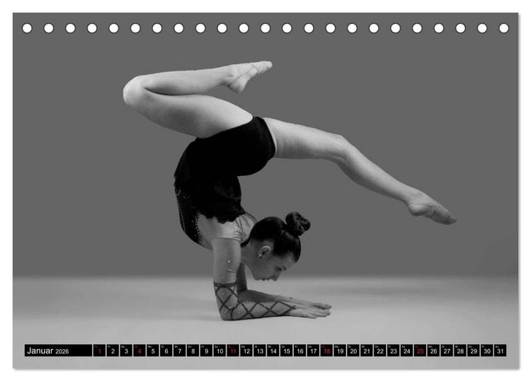 Produktbild: Rhythmisch Sportgymnastik - Alyssa (Tischkalender 2026 DIN A5 quer), CALVENDO Monatskalender