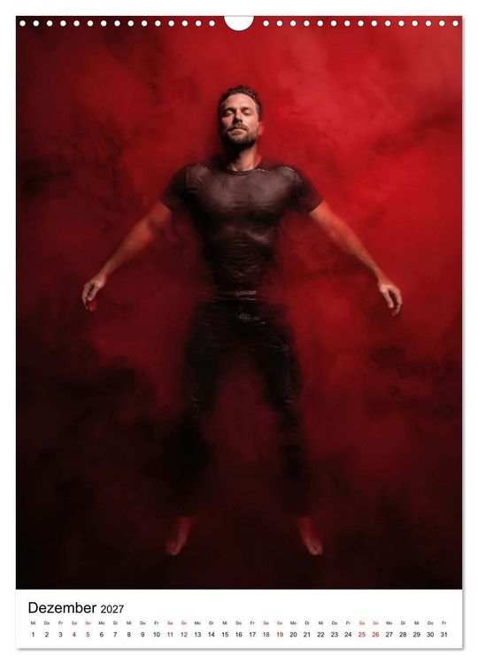 Produktbild: Floating Men - maskuliner K&ouml;rperbau in vollkommener Entspannung (Wandkalender 2027 DIN A3 hoch), CALVENDO Monatskalender