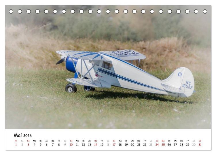 Produktbild: Tollk&uuml;hne Helden der Fliegerei - Modellflugzeuge in Aktion (Tischkalender 2026 DIN A5 quer), CALVENDO Monatskalender
