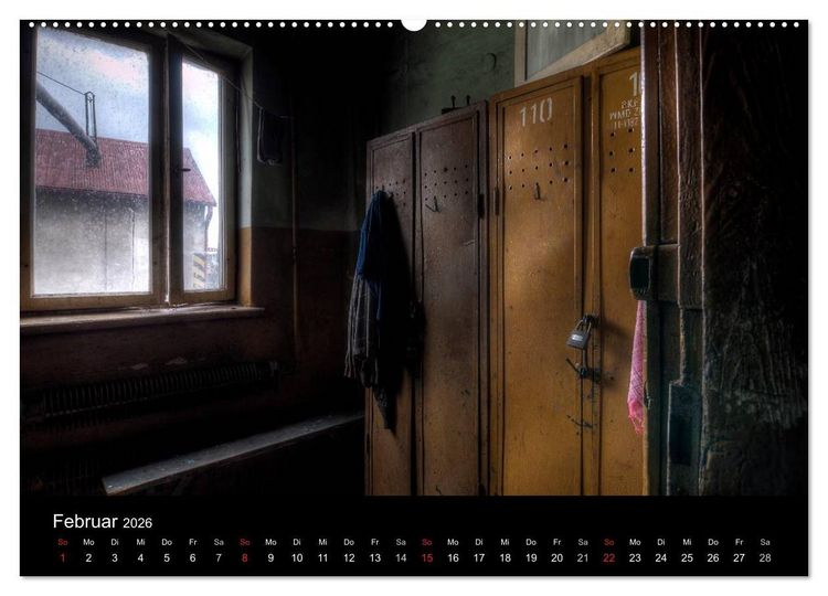 Produktbild: Verlassene Orte - Die Lokomotivwerkstatt (Wandkalender 2026 DIN A2 quer), CALVENDO Monatskalender