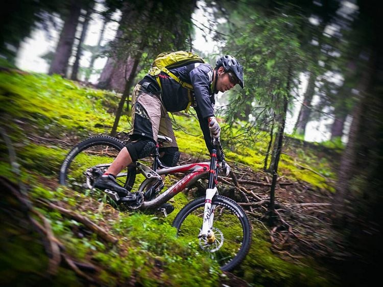 Produktbild: CALVENDO Puzzle Ein Motiv aus dem Kalender Downhill Moments | 1000 Teile Lege-Gr&ouml;&szlig;e 64x48cm Foto-Puzzle f&uuml;r gl&uuml;ckliche Stunden