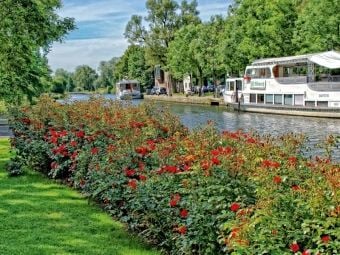Produktbild: CALVENDO Puzzle Mit der Wei&szlig;en Flotte auf der Ruhr | 1000 Teile Lege-Gr&ouml;&szlig;e 64x48cm Foto-Puzzle f&uuml;r gl&uuml;ckliche Stunden