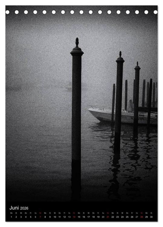 Produktbild: Venice Noir - Das etwas andere Venedig (Tischkalender 2026 DIN A5 hoch), CALVENDO Monatskalender