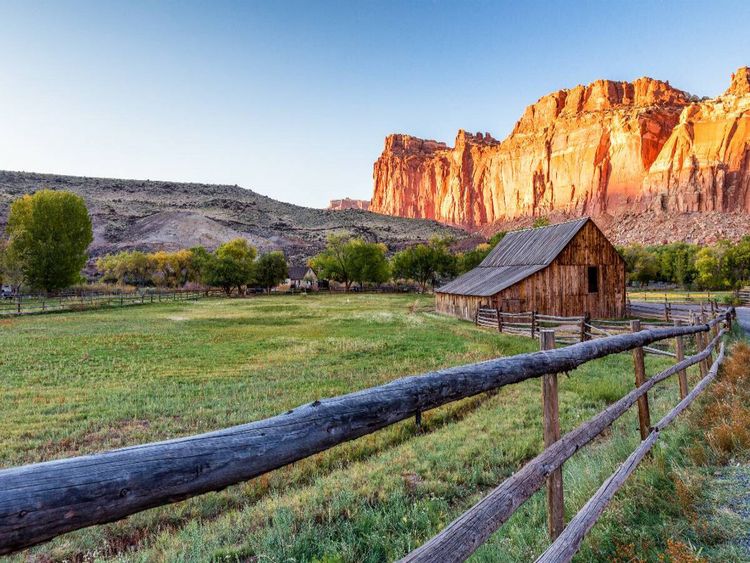 Produktbild: CALVENDO Puzzle Capitol Reef NP - Fruita Barn | 1000 Teile Lege-Gr&ouml;&szlig;e 64x48cm Foto-Puzzle f&uuml;r gl&uuml;ckliche Stunden