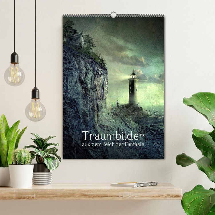 Produktbild: Traumbilder im Reich der Fantasie (Wandkalender 2026 DIN A2 hoch), CALVENDO Monatskalender