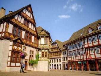 Produktbild: CALVENDO Puzzle Marktplatz mit Dechanei (Langzeitbelichtung) | 1000 Teile Lege-Gr&ouml;&szlig;e 64x48cm Foto-Puzzle f&uuml;r gl&uuml;ckliche Stunden