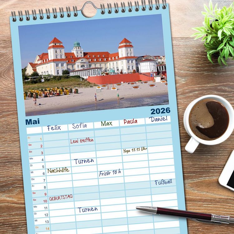 Produktbild: Familienplaner 2026 - Ostseeinseln R&uuml;gen, Hiddensee, Ummanz mit 5 Spalten (Wandkalender, 21 x 45 cm) CALVENDO