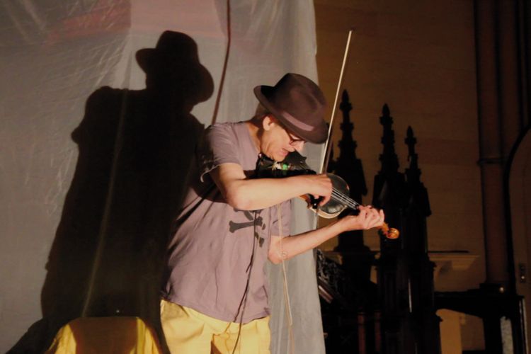 Produktbild: TONY CONRAD: COMPLETELY IN THE PRESENT