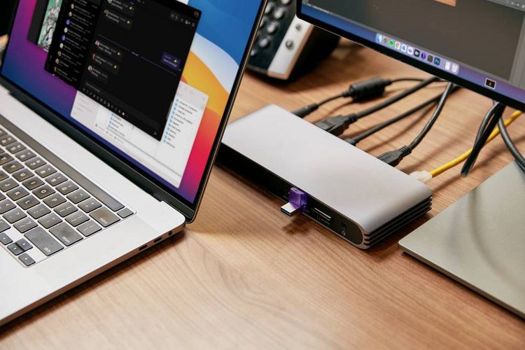 Produktbild: Kingston DataTraveler microDuo 3C USB-Stick Retail 256 GB Edelstahl, Violett DTDUO3CG3/256GB USB-A (USB 3.2 Gen 1), USB-C&reg;