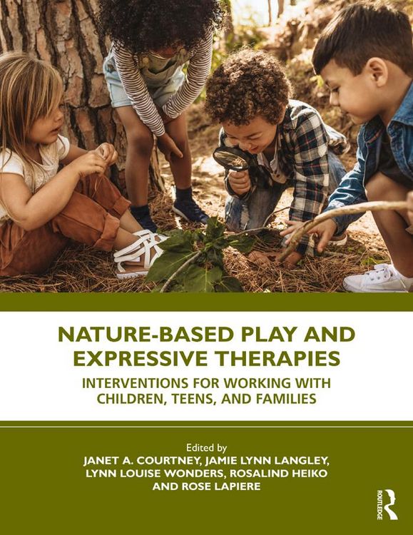 Produktbild: Nature-Based Play and Expressive Therapies