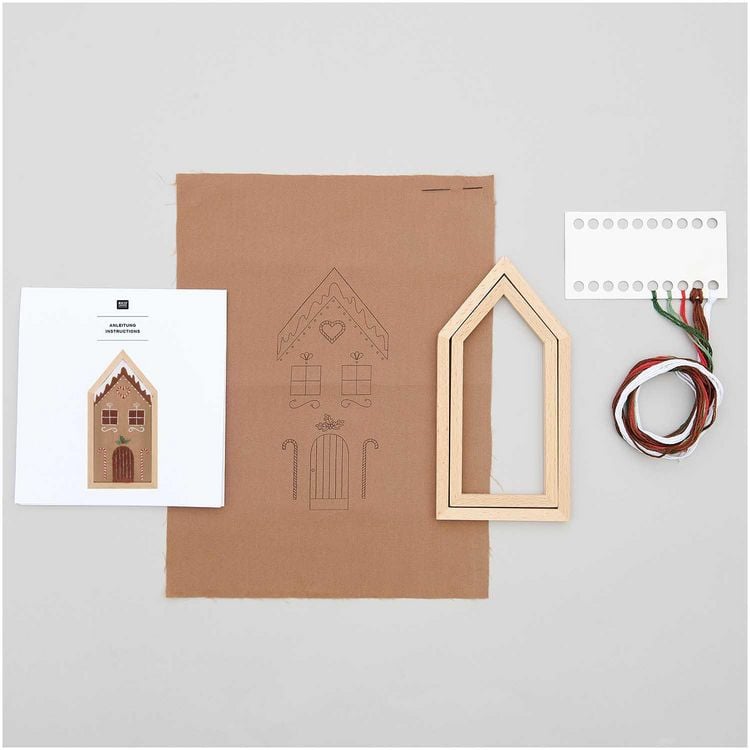 Produktbild: Stickpackung vorgezeichnet, Lebkuchenhaus, klein, inkl. Dekostickrahmen, 9x18cm