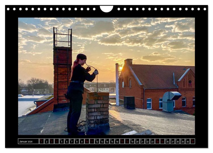Produktbild: Schornsteinfeger in Berlin - Die Gl&uuml;cklichmacher (Wandkalender 2026 DIN A4 quer), CALVENDO Monatskalender