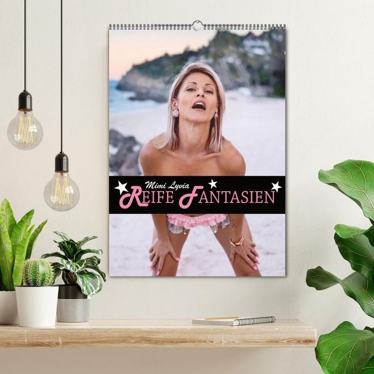 Produktbild: Reife Fantasien (Wandkalender 2027 DIN A2 hoch), CALVENDO Monatskalender