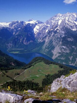 Produktbild: CALVENDO Puzzle Blick vom Jenner auf den K&ouml;nigssee mit Watzmann | 1000 Teile Lege-Gr&ouml;&szlig;e 64x48cm Foto-Puzzle f&uuml;r gl&uuml;ckliche Stunden