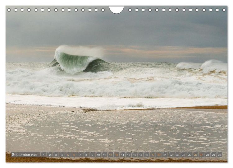 Produktbild: OCEAN POWER - Die Riesenwellen von Nazar&eacute; (Wandkalender 2026 DIN A4 quer), CALVENDO Monatskalender