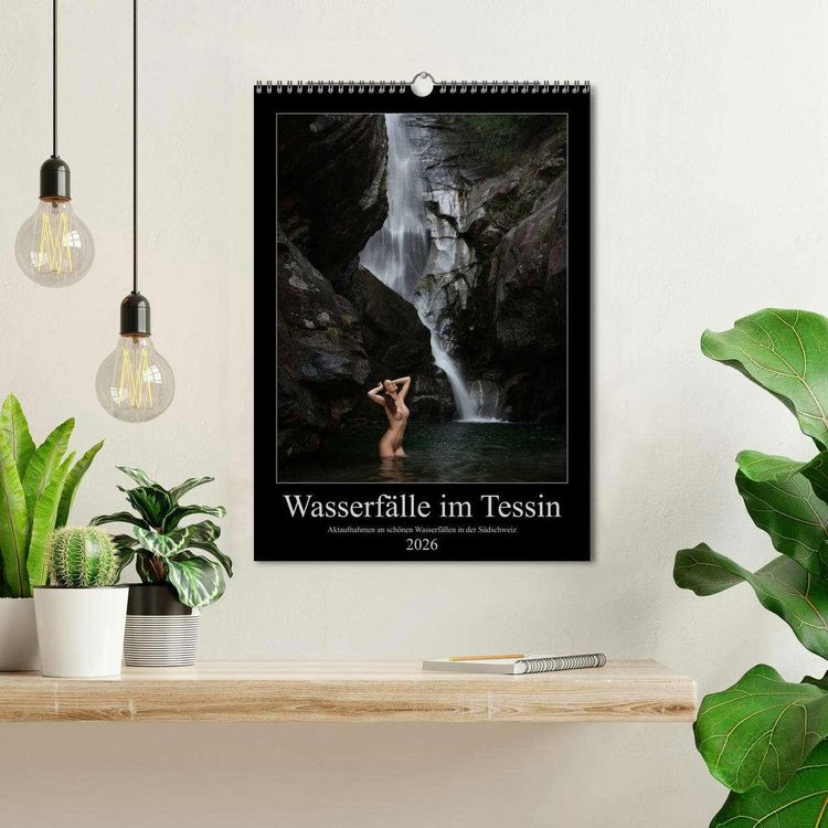 Produktbild: Wasserf&auml;lle im Tessin - Aktaufnahmen an sch&ouml;nen Wasserf&auml;llen in der S&uuml;dschweiz (Wandkalender 2026 DIN A3 hoch), CALVENDO Monatskalender