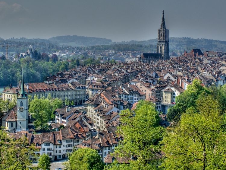Produktbild: CALVENDO Puzzle &Uuml;ber den D&auml;chern von Bern | 1000 Teile Lege-Gr&ouml;&szlig;e 64x48cm Foto-Puzzle f&uuml;r gl&uuml;ckliche Stunden