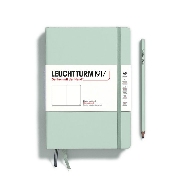 Produktbild: Notizbuch Medium (A5), Hardcover, 251 nummerierte Seiten, Mint Green, blanko