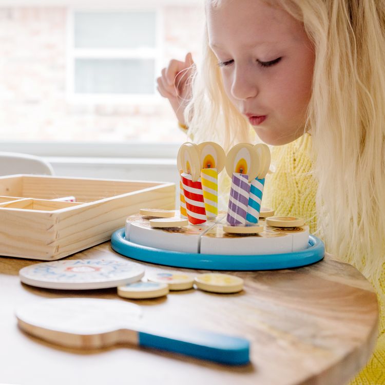 Produktbild: Melissa & Doug Geburtstagskuchen aus Holz