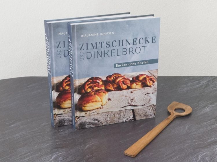 Produktbild: Zimtschnecke und Dinkelbrot