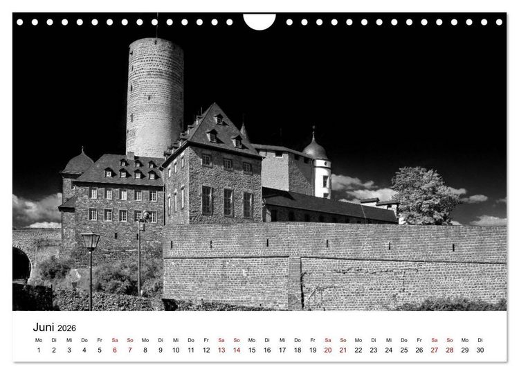 Produktbild: Burgen in schwarzwei&szlig; - Wie aus alten Zeiten (Wandkalender 2026 DIN A4 quer), CALVENDO Monatskalender