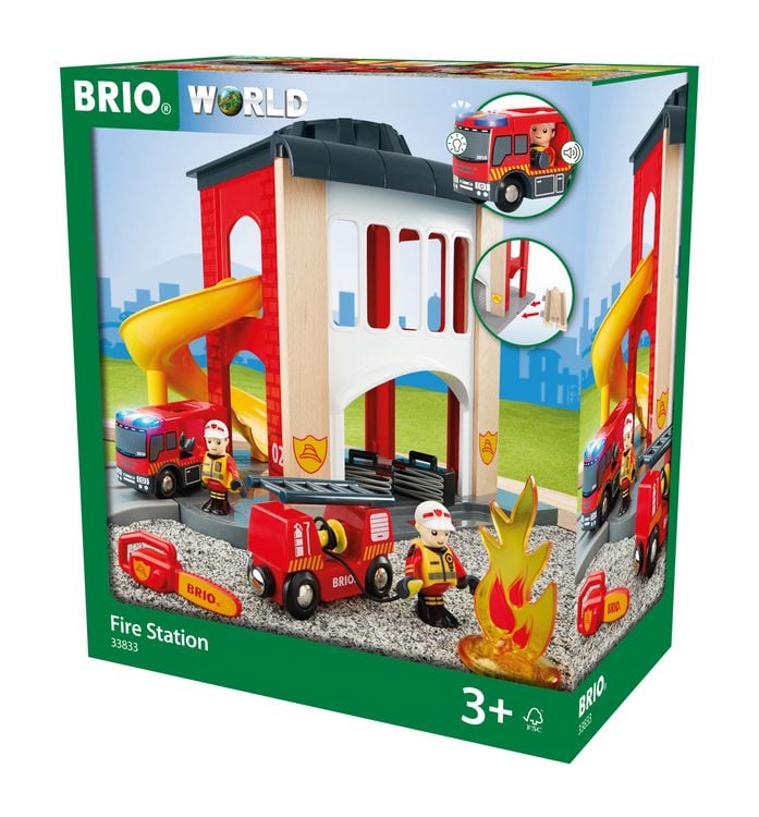 Produktbild: BRIO World - Gro&szlig;e Feuerwehr-Station mit Einsatzfahrzeug