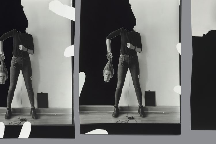 Produktbild: First Monographs