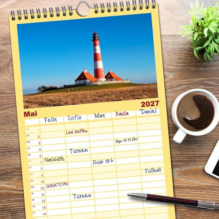 Produktbild: Familienplaner 2027 - Leuchtt&uuml;rme - maritime Wegweiser mit 5 Spalten (Wandkalender, 21 x 45 cm) CALVENDO