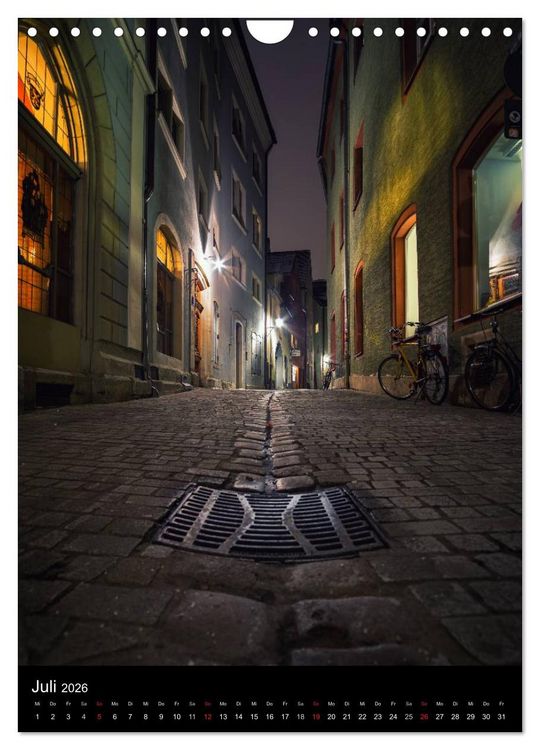 Produktbild: Altstadtgassen Regensburg (Wandkalender 2026 DIN A4 hoch), CALVENDO Monatskalender
