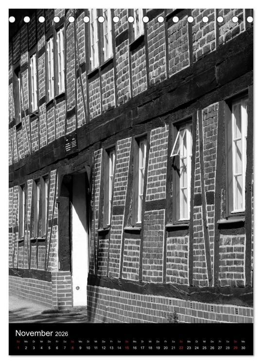 Produktbild: L&uuml;beck schwarz-wei&szlig; (Tischkalender 2026 DIN A5 hoch), CALVENDO Monatskalender