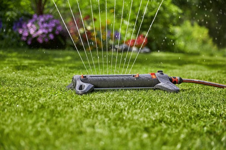 Produktbild: GARDENA 18710-20 AquaZoom S Viereckregner 9 - 150 m&sup2;