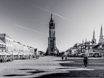 Produktbild: CALVENDO Puzzle Blick auf die Nieuwe Kerk 1000 Teile Puzzle quer | 1000 Teile Lege-Gr&ouml;&szlig;e 64 &times; 48 cm Foto-Puzzle f&uuml;r gl&uuml;ckliche Stunden