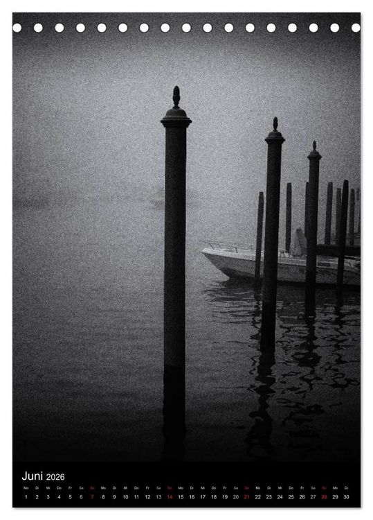 Produktbild: Venice Noir - Das etwas andere Venedig (Tischkalender 2026 DIN A5 hoch), CALVENDO Monatskalender