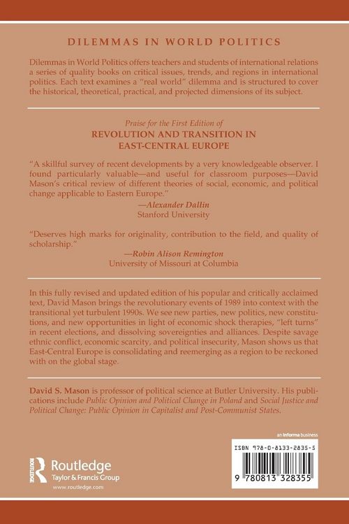 Produktbild: Revolution And Transition In East-central Europe